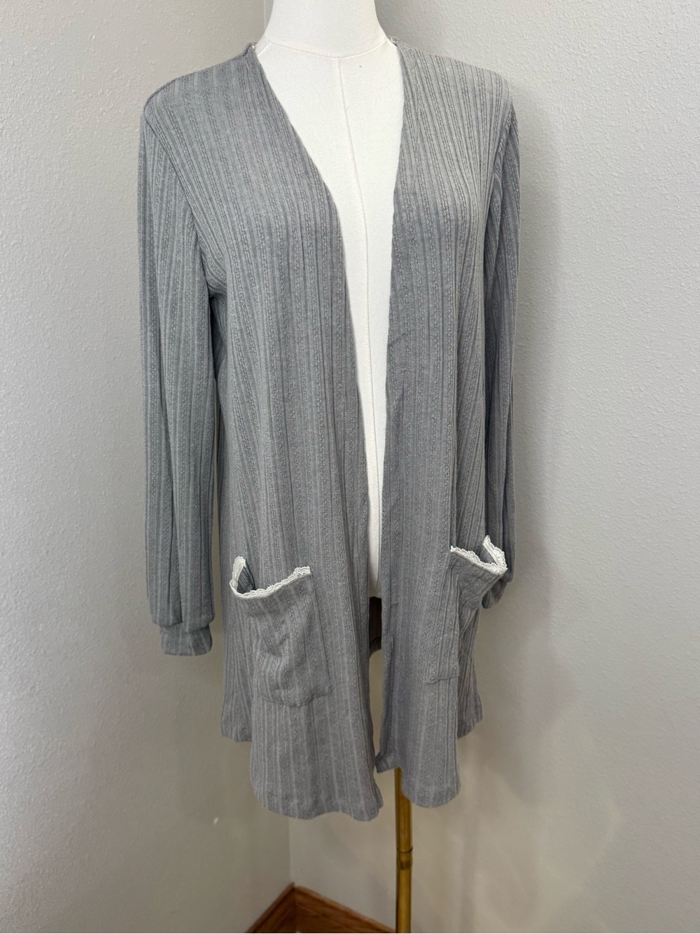 Blu Pepper Cozy Life Gray Ribbed Long Cardigan Size L NWT Pocket Trim